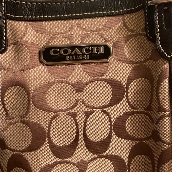 Small tote - Picture 2 of 4